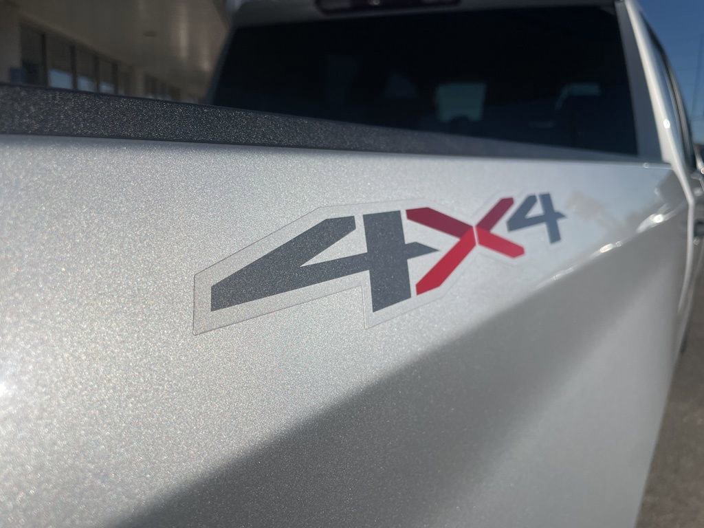 Used 2022 Chevrolet Silverado 1500 Custom image 14