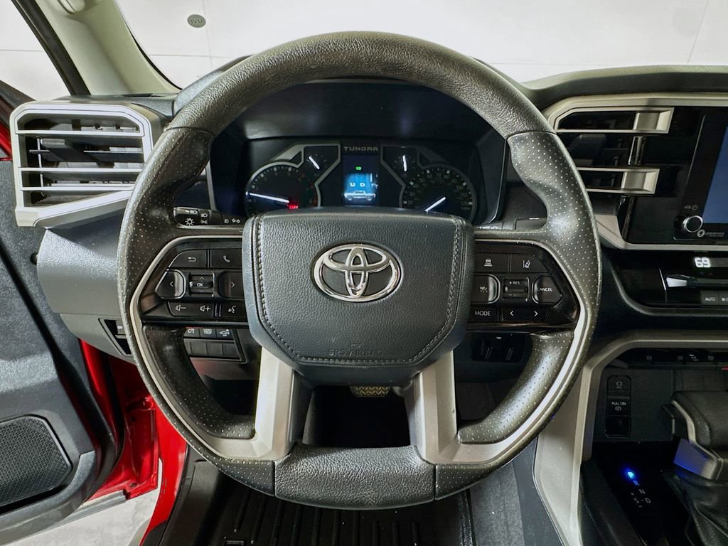 Used 2022 Toyota Tundra SR5 w/ SR5 Convenience Package image 9