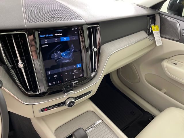 Certified 2024 Volvo XC60 T8 Plus w/ Protection Package Premier image 27