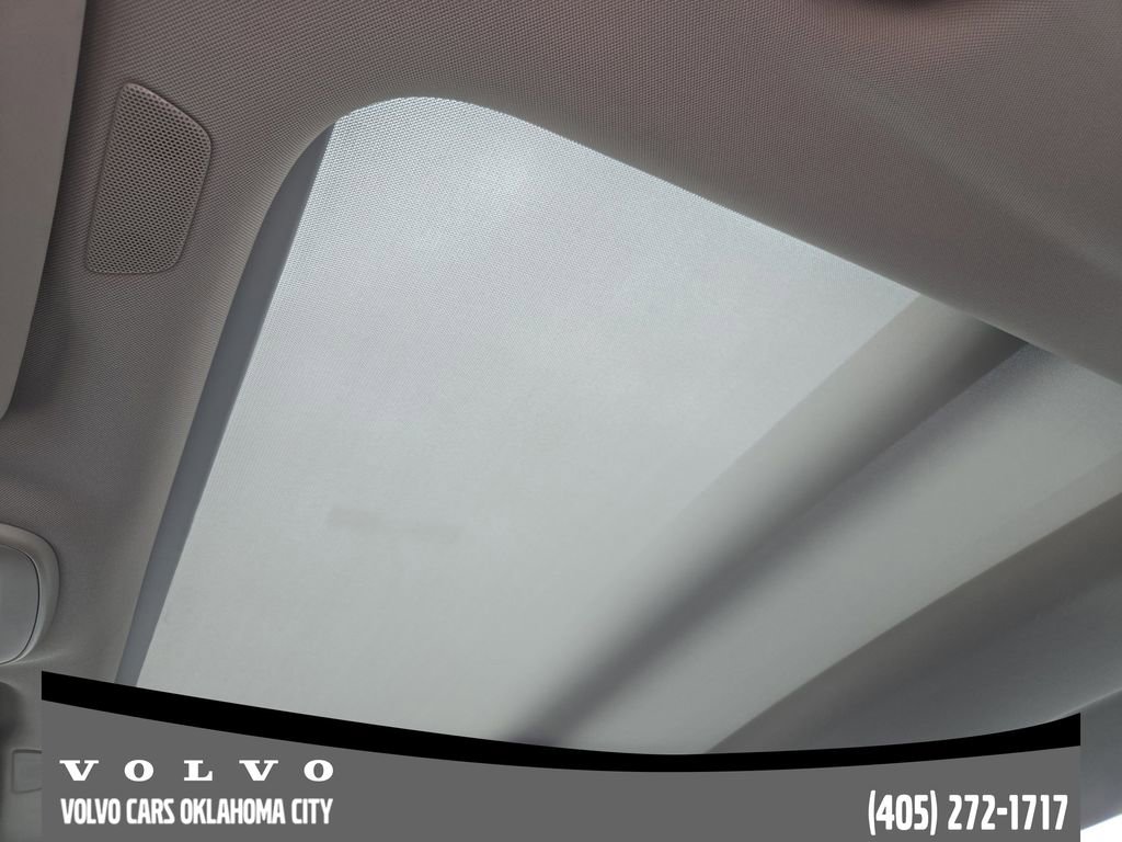 Certified 2025 Volvo S60 B5 Core FWD image 19