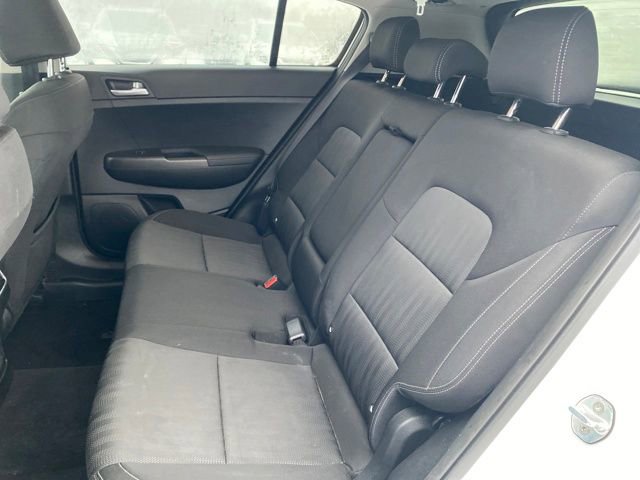 Used 2019 Kia Sportage LX image 17