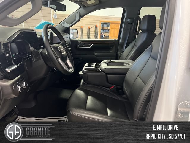 Used 2024 GMC Sierra 1500 SLT AWD/4WD image 18