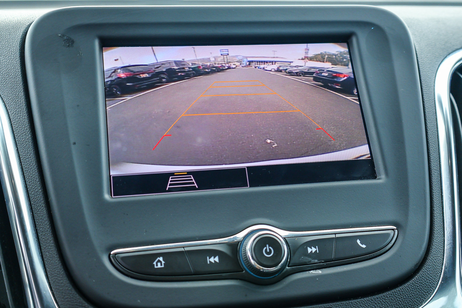 Used 2024 Chevrolet Equinox LT AWD/4WD image 5
