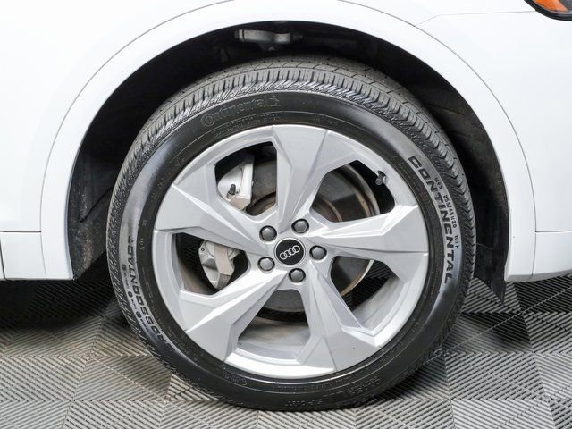 Used 2023 Audi Q5 2.0T Premium w/ Convenience Package AWD/4WD image 37