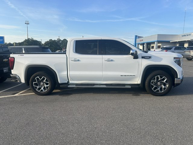 Used 2023 GMC Sierra 1500 SLT w/ SLT Premium Package AWD/4WD image 5