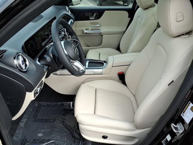 New 2026 Mercedes-Benz GLB 250 4MATIC image 14