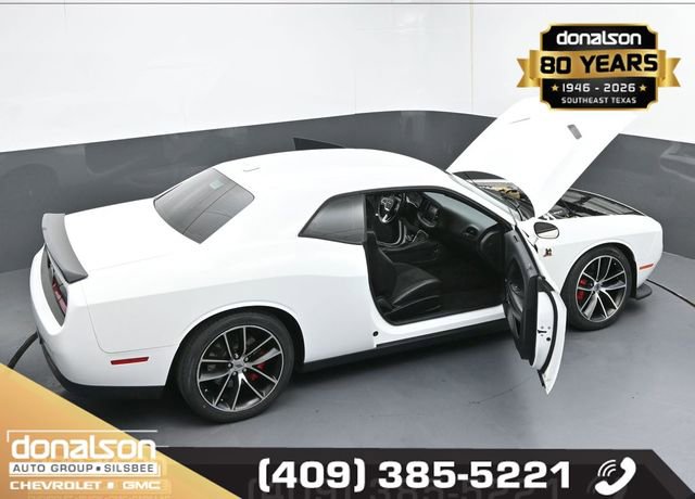 Used 2018 Dodge Challenger R/T Scat Pack w/ Leather Interior Group RWD image 24