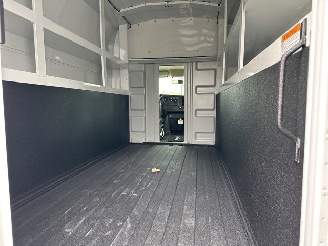 New 2026 Chevrolet Express 3500 w/ Power Convenience Package RWD image 21