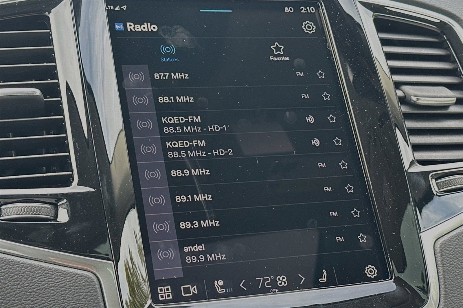 Certified 2025 Volvo XC90 B6 Ultra w/ Protection Package Premier image 18