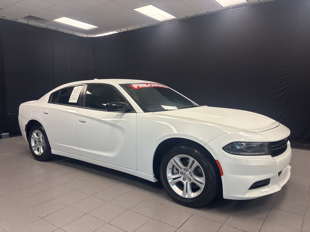 Used 2023 Dodge Charger SXT image 1