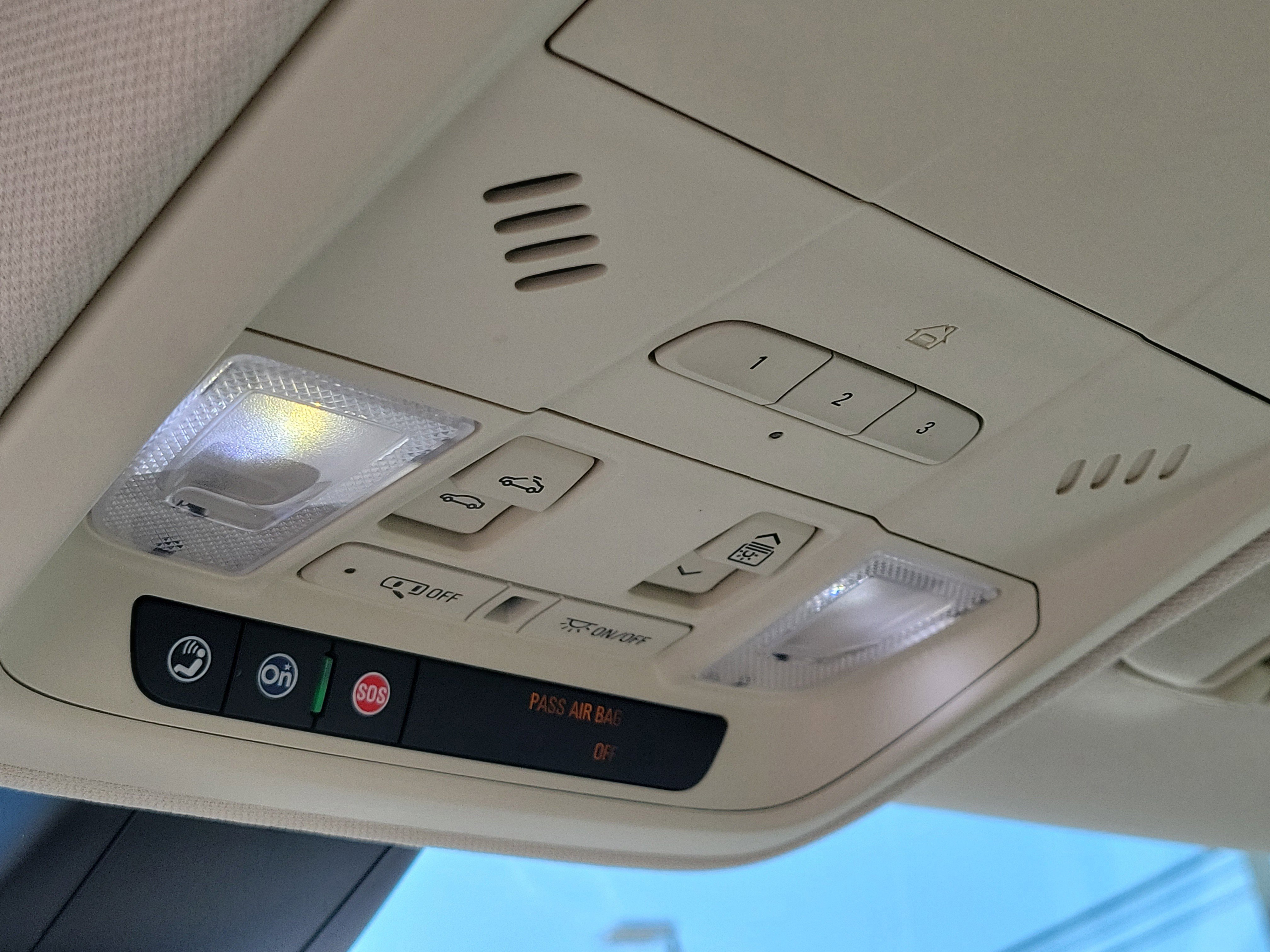 Used 2017 Cadillac XT5 Premium Luxury w/ LPO, Wheel Lock Package image 32