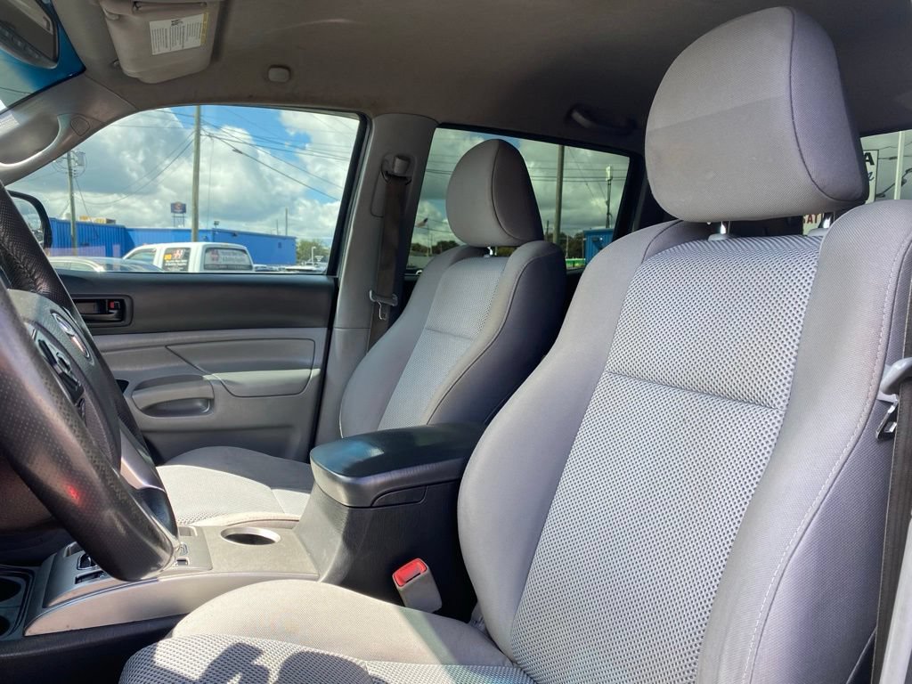Used 2015 Toyota Tacoma 4x4 Double Cab image 10