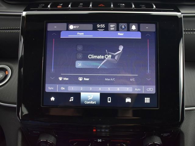 New 2025 Jeep Grand Cherokee L Laredo w/ Trailer Tow Package image 21