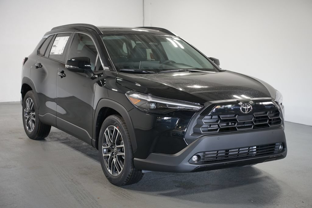 New 2026 Toyota Corolla Cross XLE FWD image 3