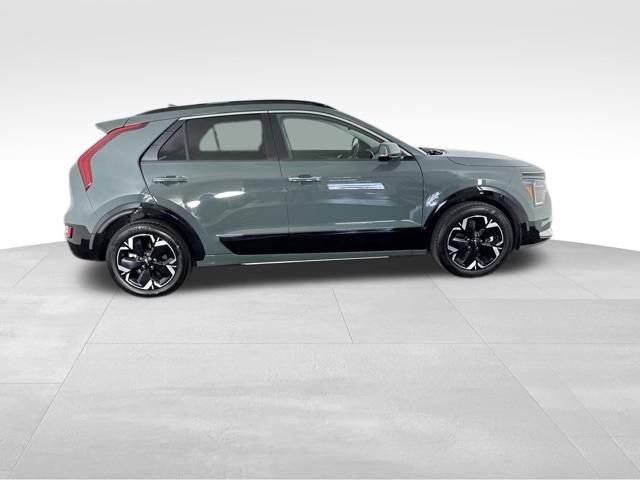 Certified 2023 Kia Niro Wave w/ Wave Preserve Package FWD image 6