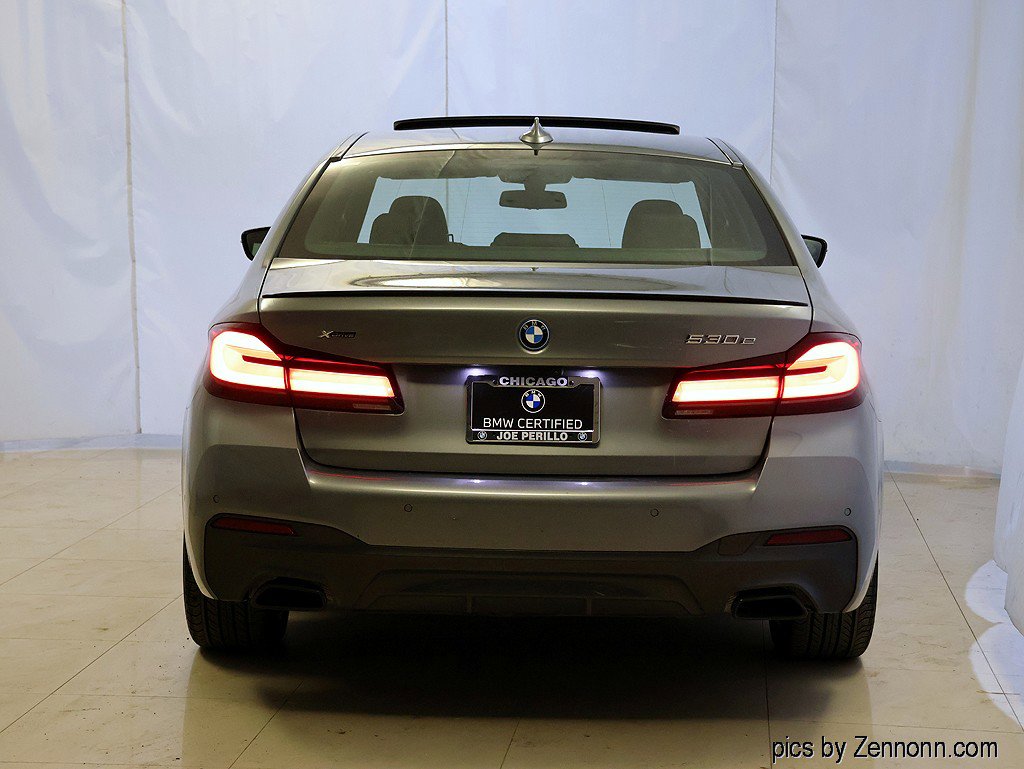 Certified 2023 BMW 530e xDrive w/ Premium Package image 7