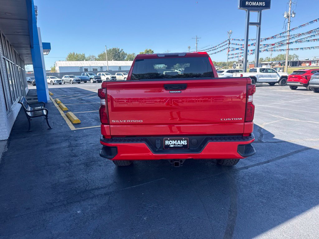 Used 2023 Chevrolet Silverado 1500 Custom AWD/4WD image 5