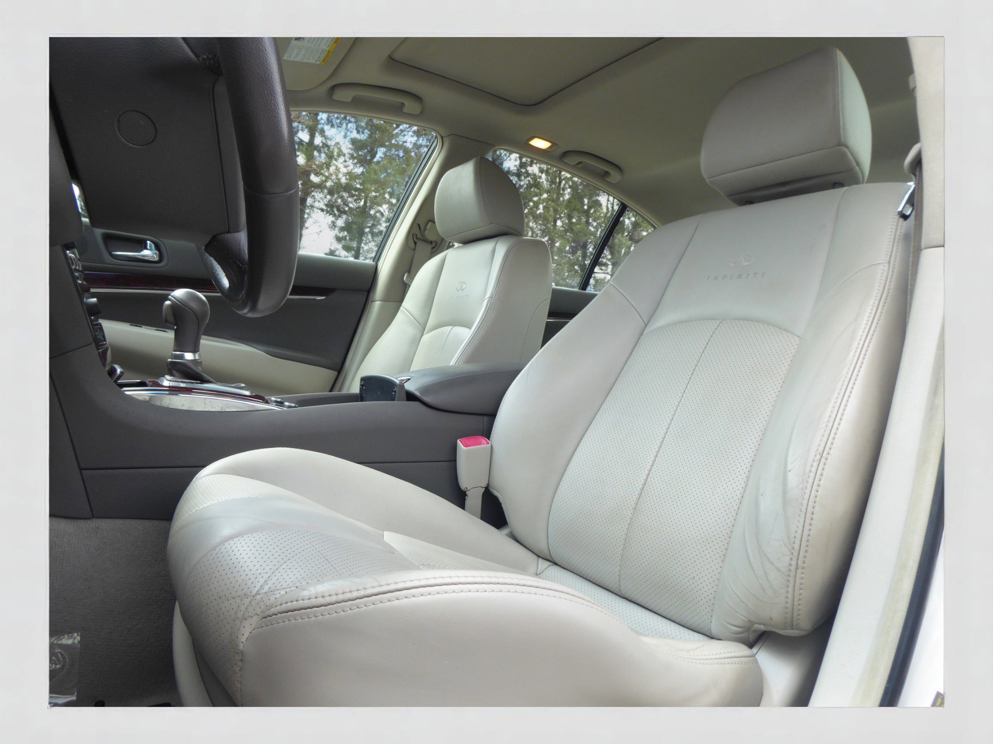 Used 2012 INFINITI G37 x Sedan w/ Premium Pkg image 15