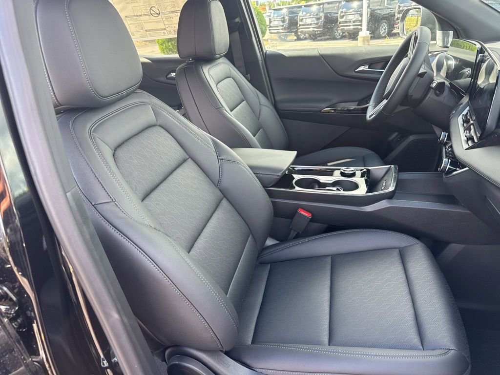 New 2026 Chevrolet Equinox LT w/ Convenience Package II image 25