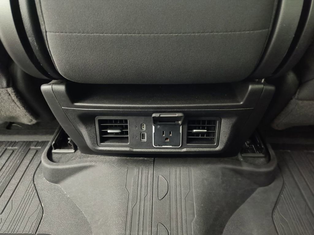 Used 2023 GMC Sierra 1500 Elevation image 21