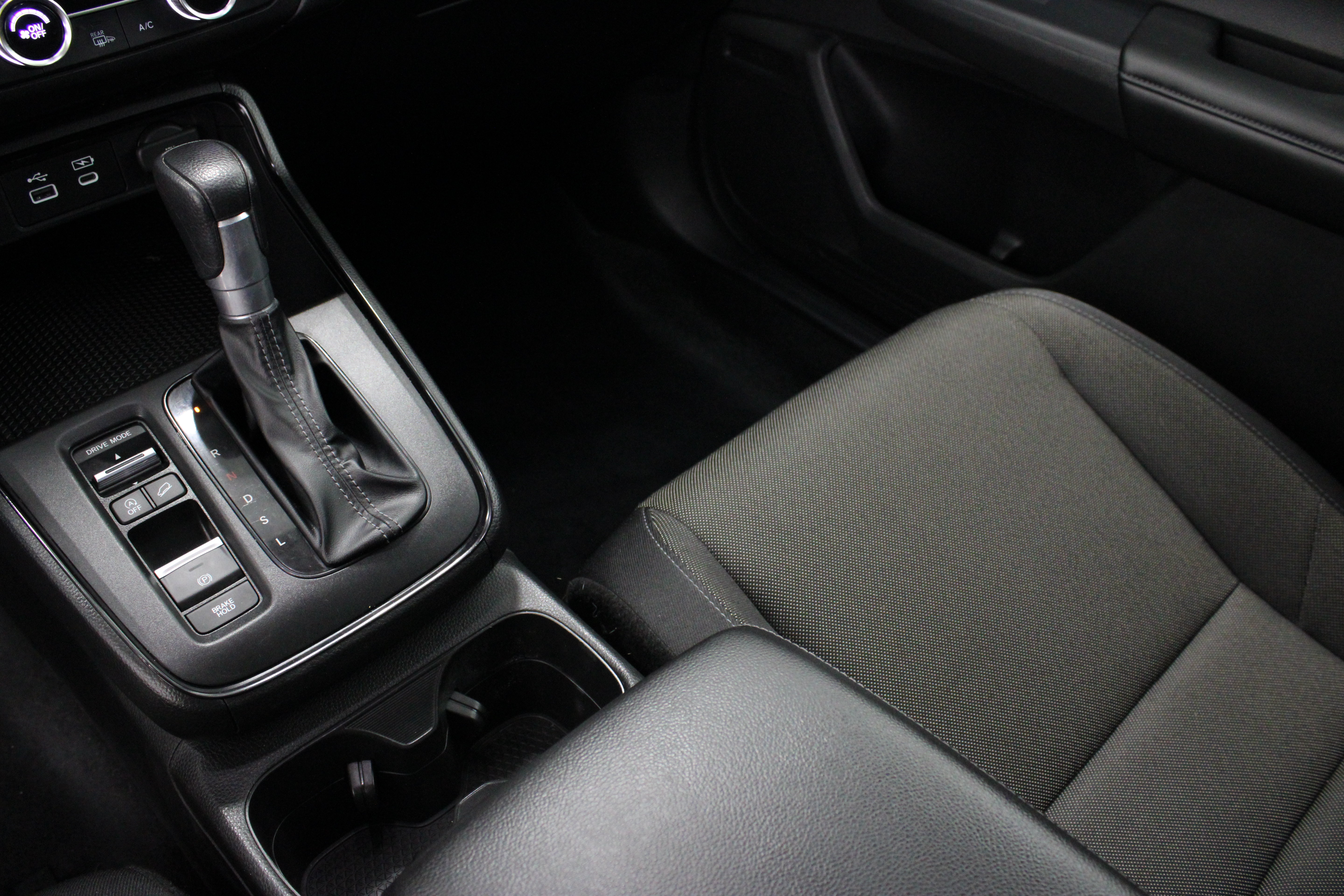 Used 2025 Honda CR-V EX image 17