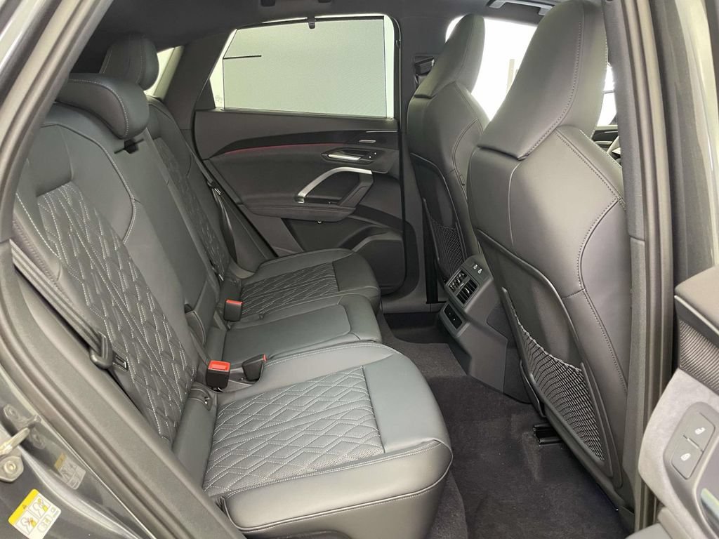 New 2026 Audi SQ5 Premium Plus AWD/4WD image 22