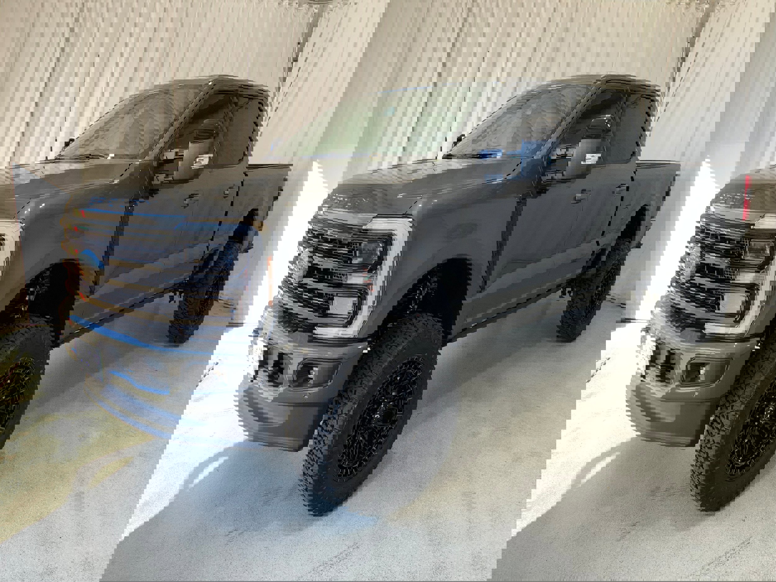 New 2026 Ford F250 Platinum image 2