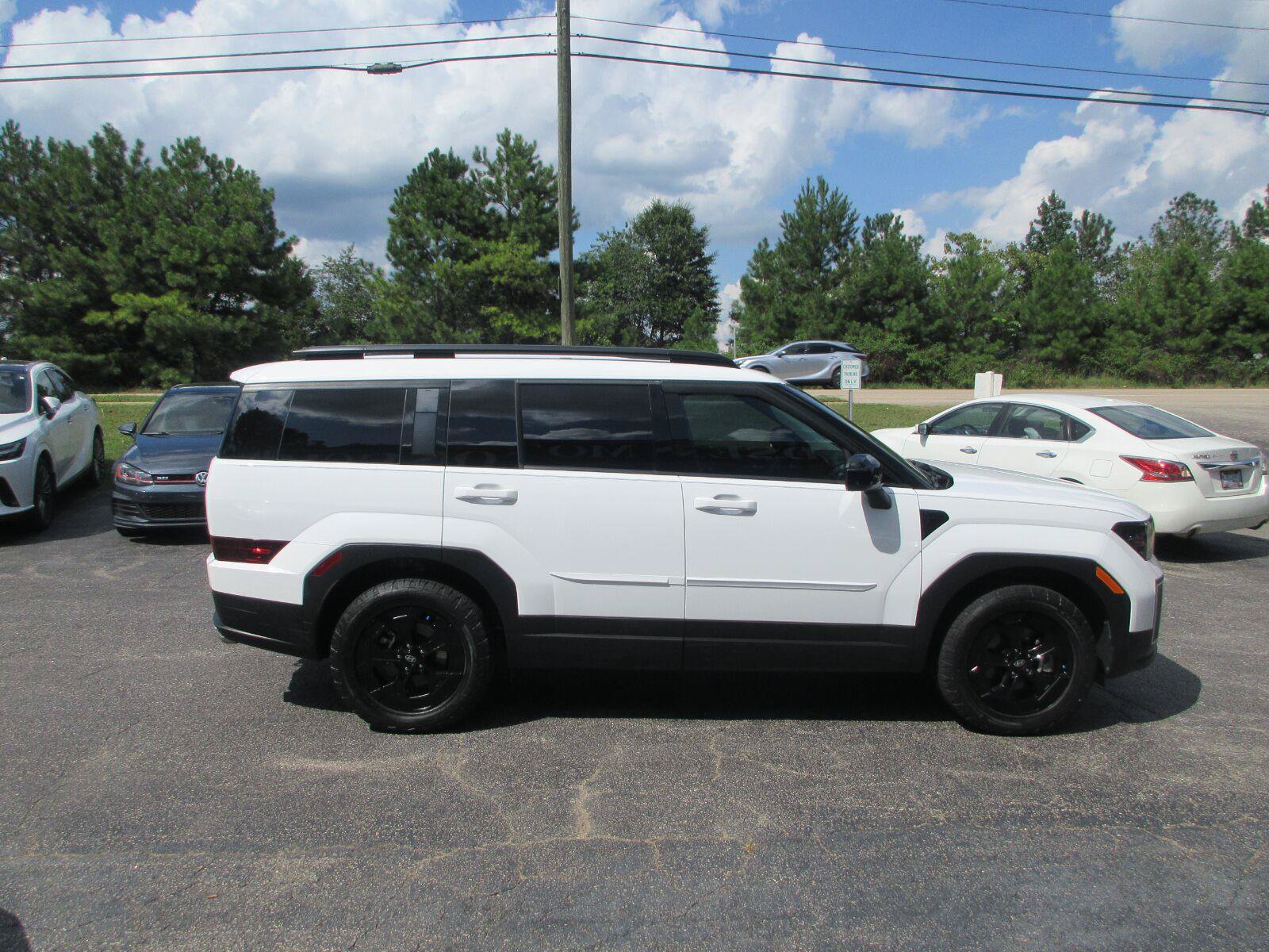Used 2024 Hyundai Santa Fe XRT AWD/4WD image 4