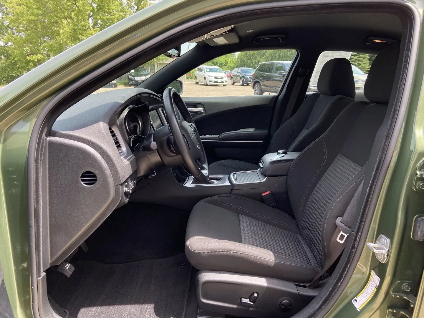 Used 2023 Dodge Charger SXT AWD/4WD image 10