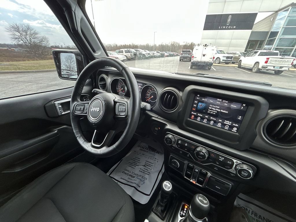 Used 2021 Jeep Wrangler Unlimited Sport image 11