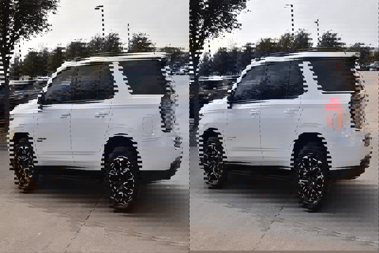 Used 2021 Chevrolet Tahoe RST w/ Luxury Package image 11