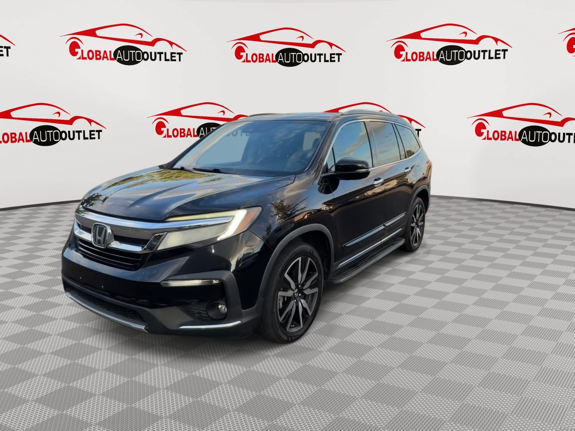 Used 2019 Honda Pilot Touring image 4