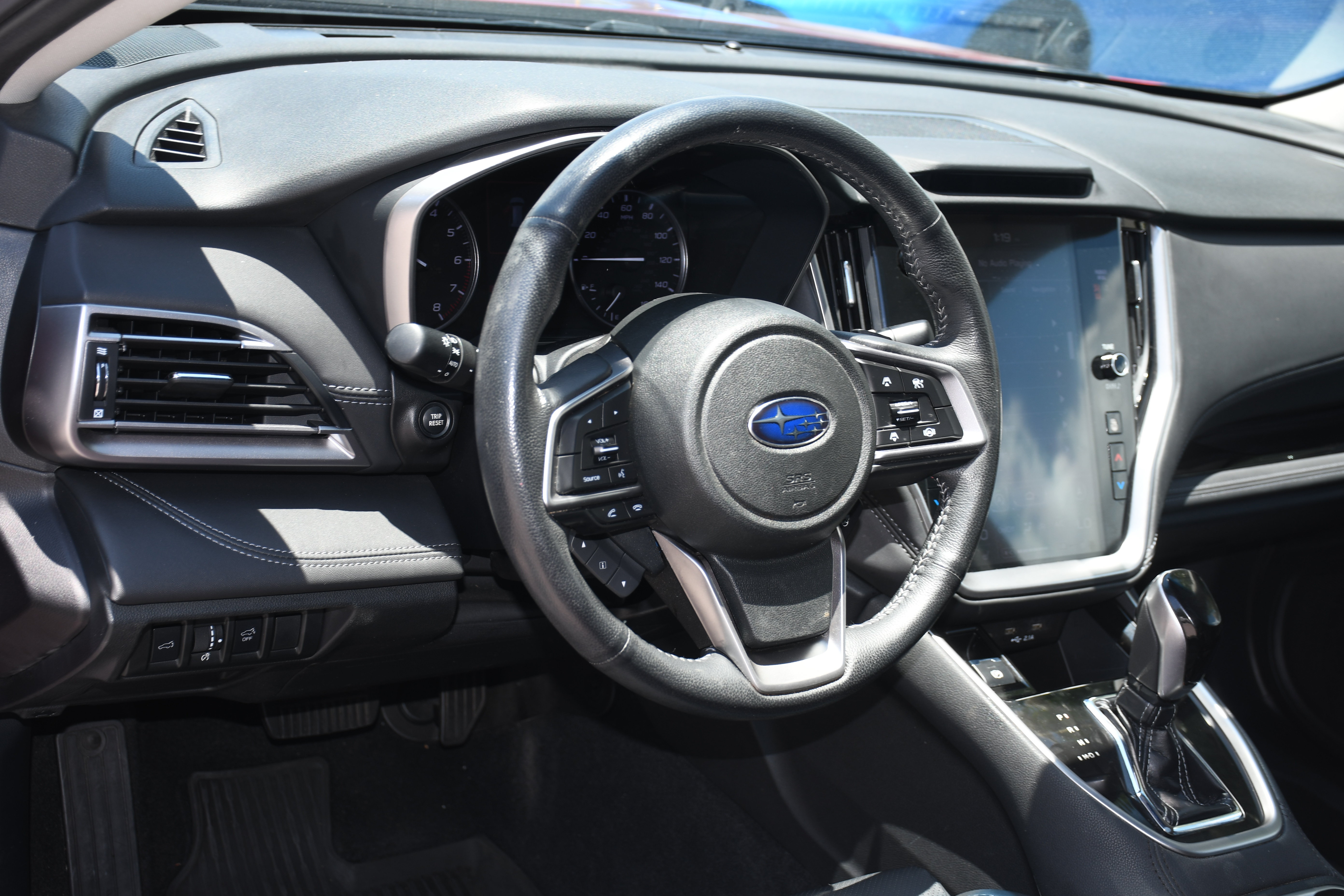 Used 2022 Subaru Outback Limited w/ Popular Package #2 AWD/4WD image 9