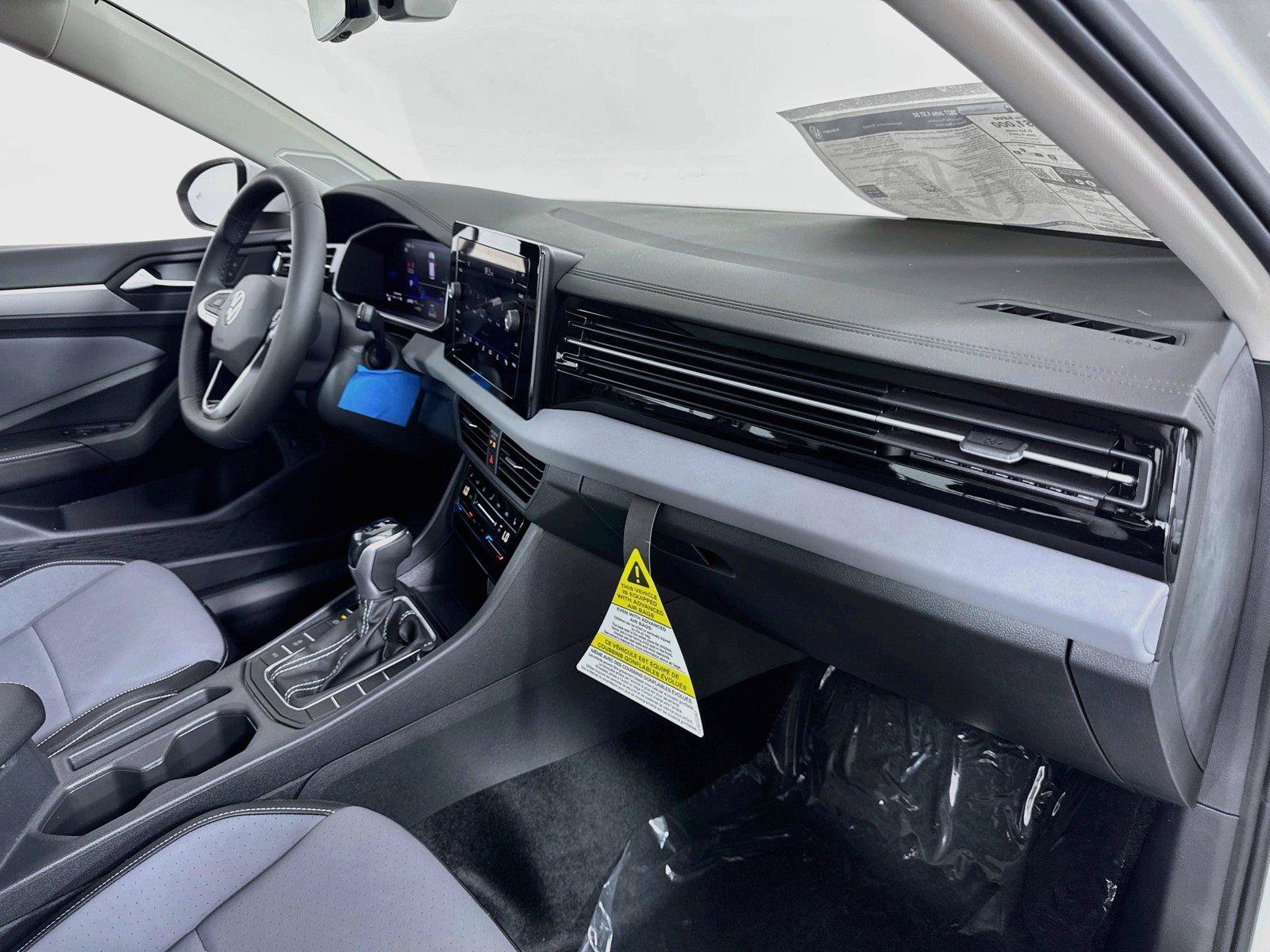New 2027 Volkswagen Jetta SE FWD image 28