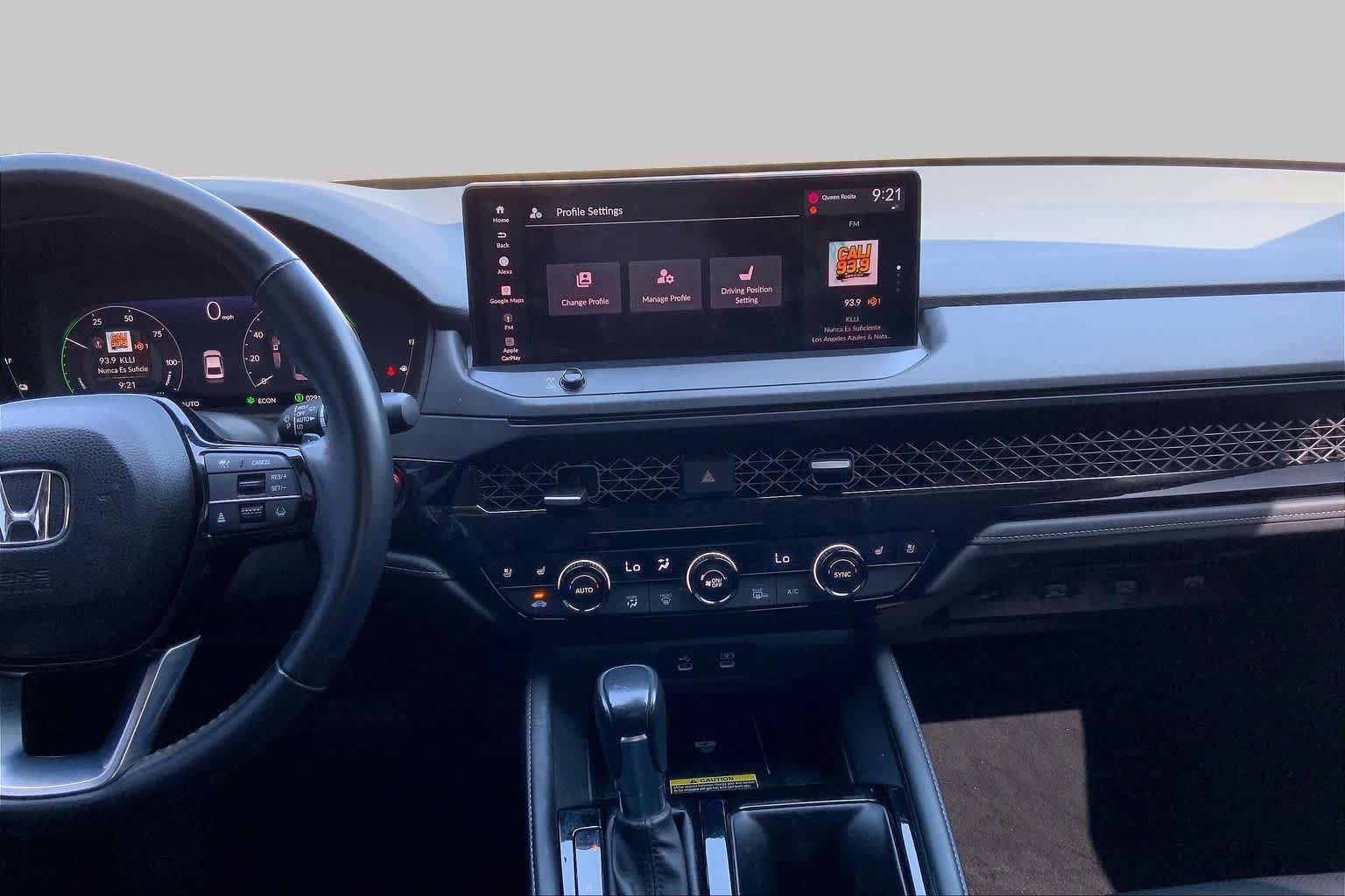 Used 2024 Honda Accord Touring image 6