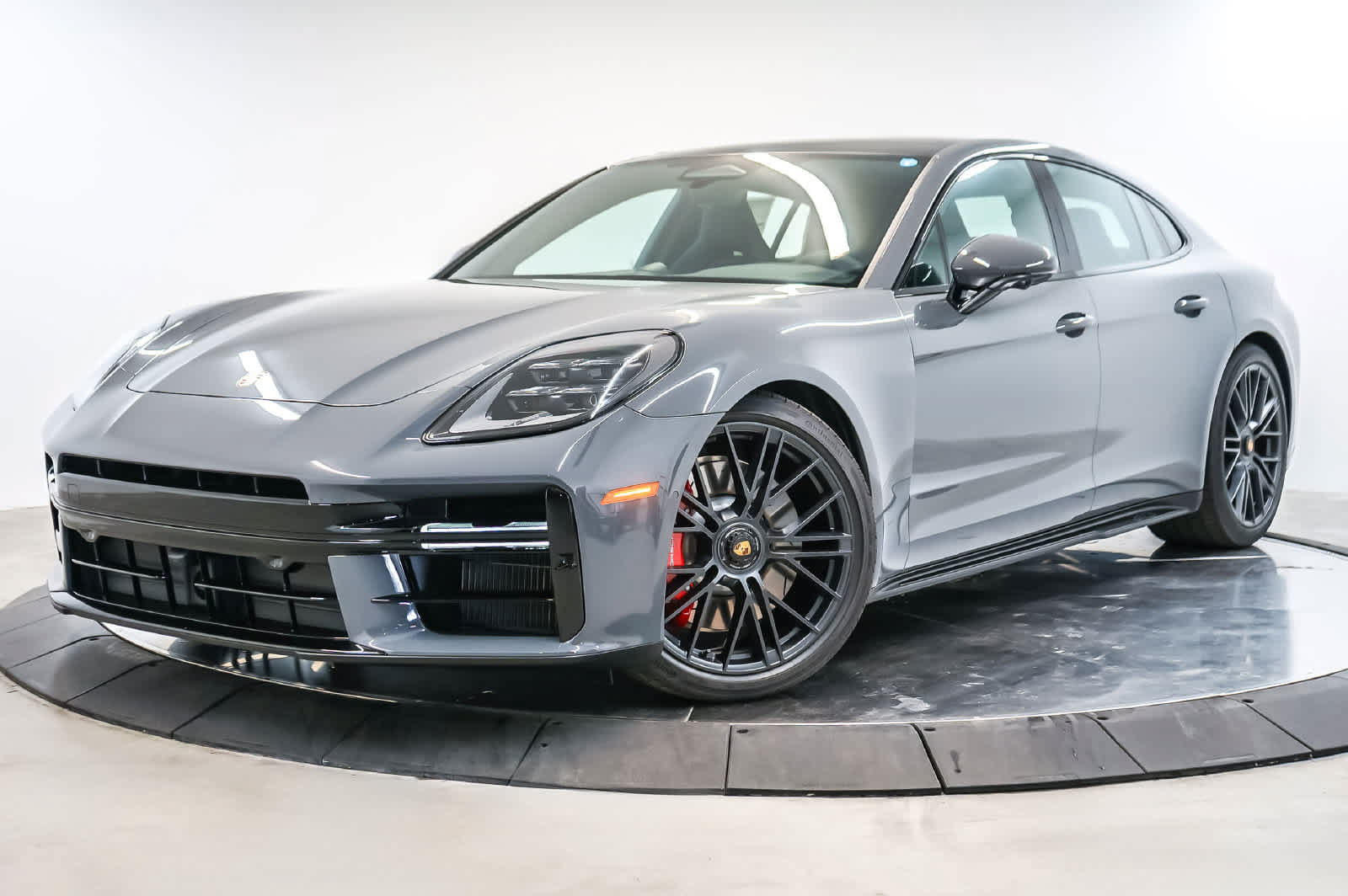 New 2026 Porsche Panamera GTS