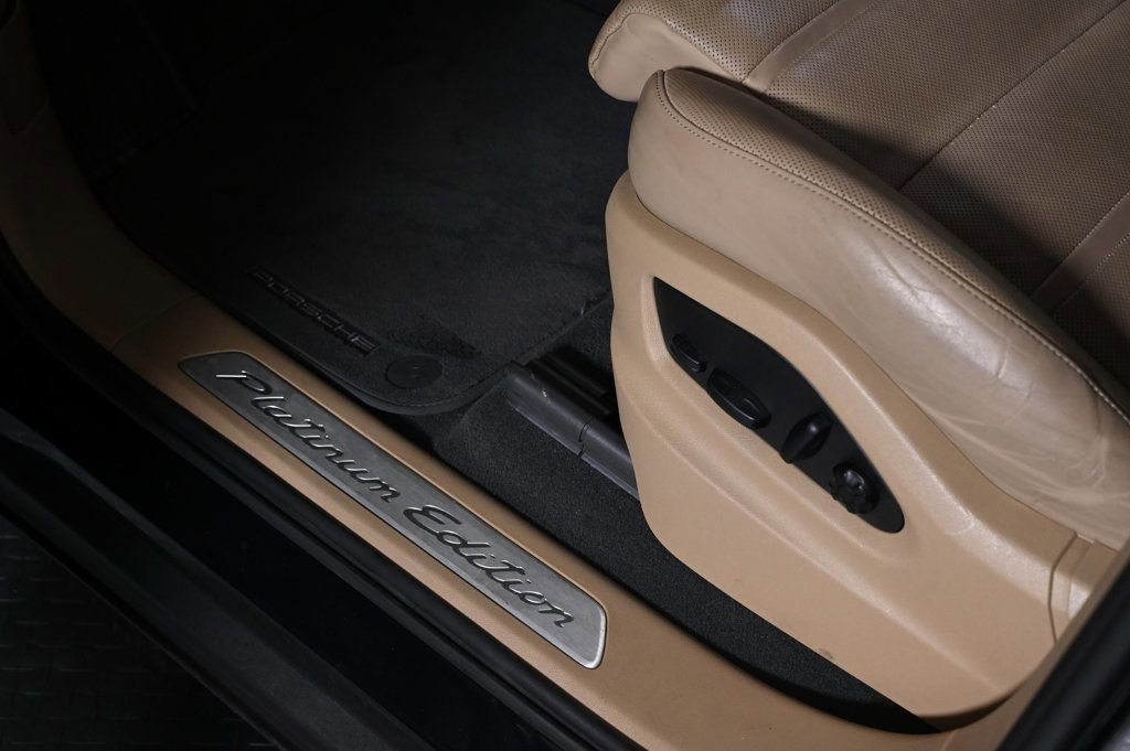 Certified 2023 Porsche Cayenne S image 22