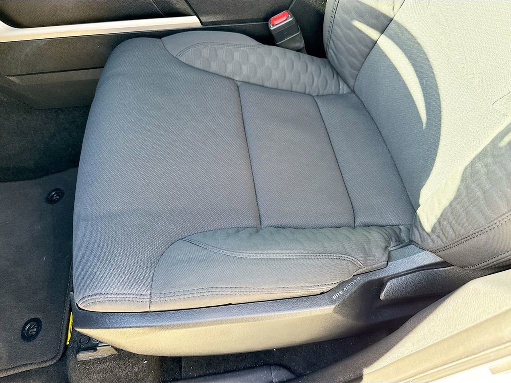 Used 2022 Toyota Tundra SR5 w/ SR5 Convenience Package image 21