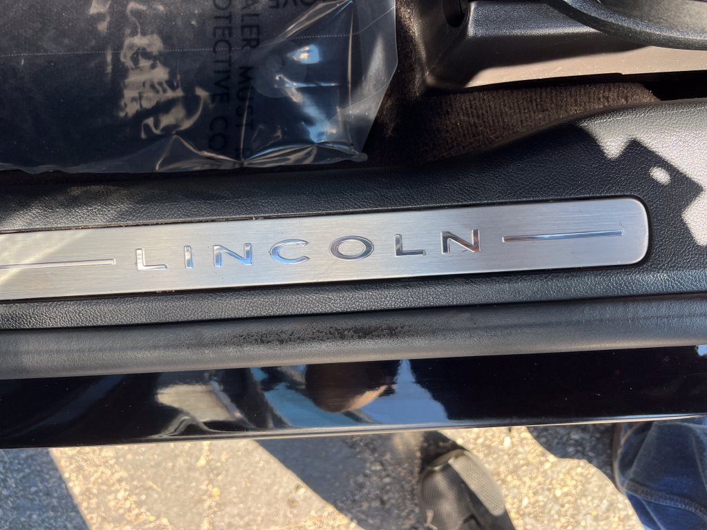Used 2022 Lincoln Corsair AWD w/ Equipment Group 101A image 39