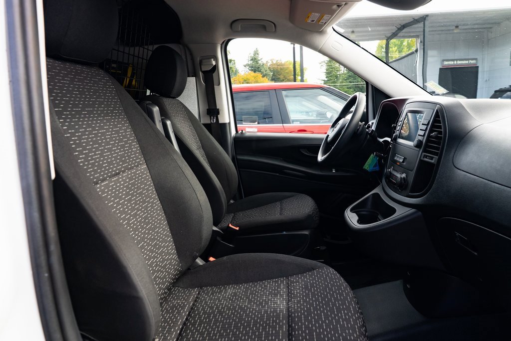 Used 2023 Mercedes-Benz Metris image 18