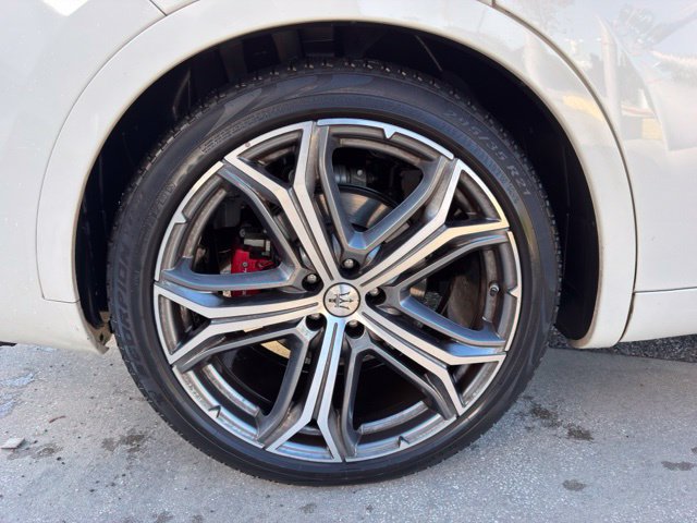 Used 2023 Maserati Levante Modena AWD/4WD image 19