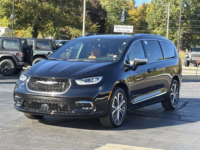 New 2026 Chrysler Pacifica Pinnacle image 34