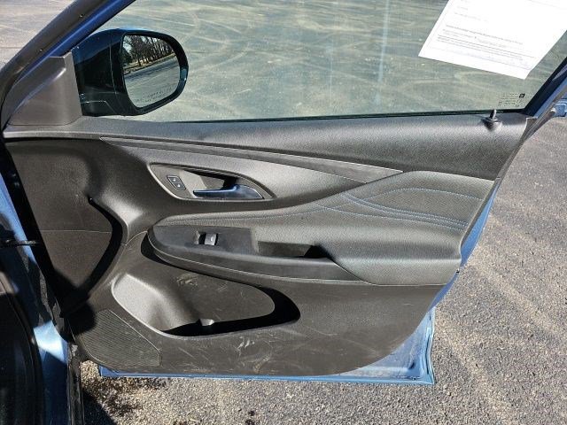 Used 2024 Buick Envista Sport Touring image 15