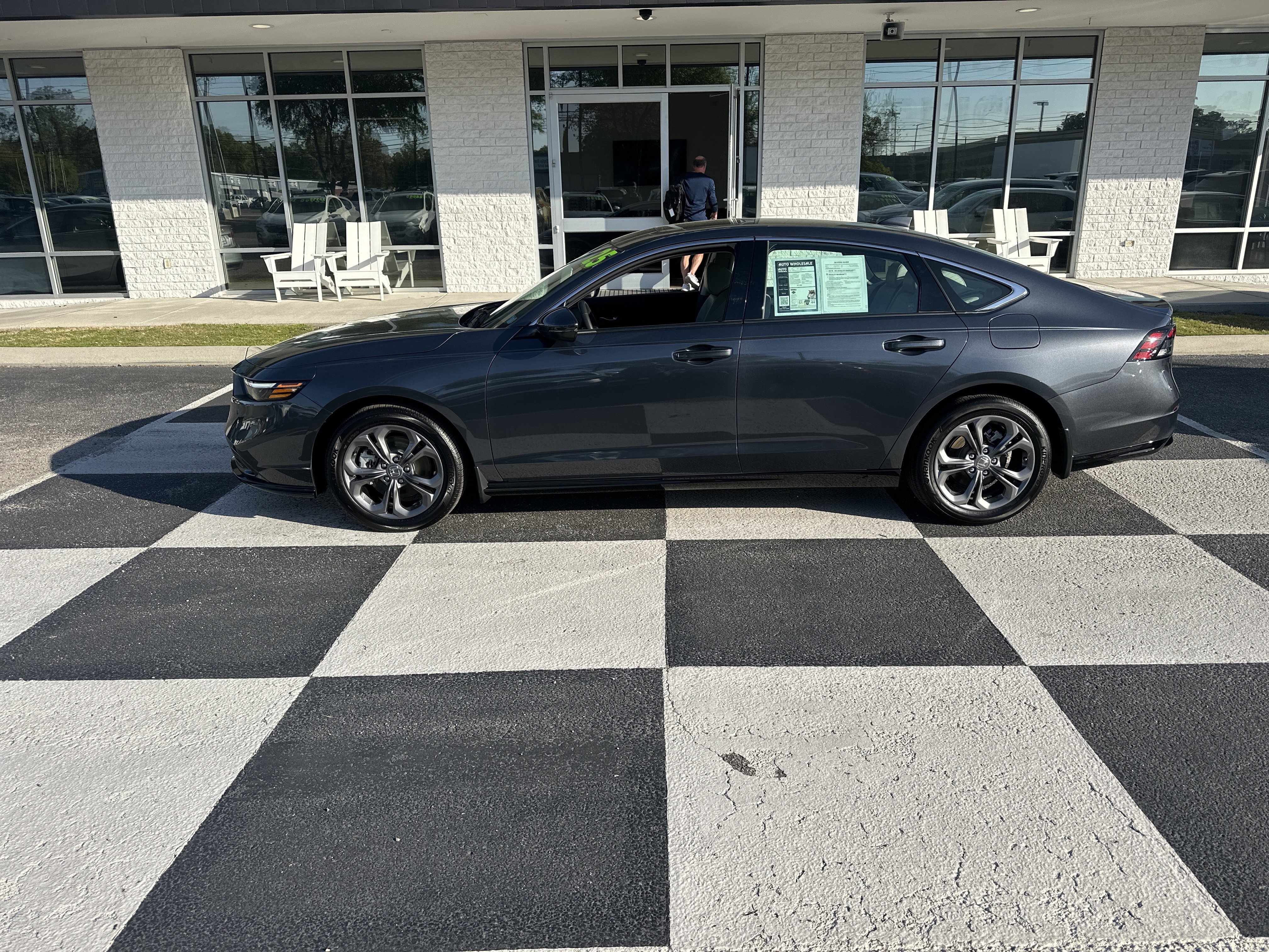 Used 2025 Honda Accord EX-L image 1