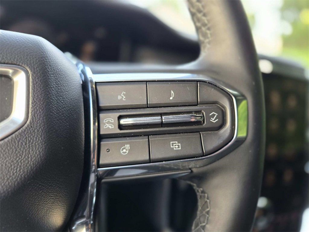 New 2025 GMC Acadia Elevation w/ Elevation Premium Package image 21