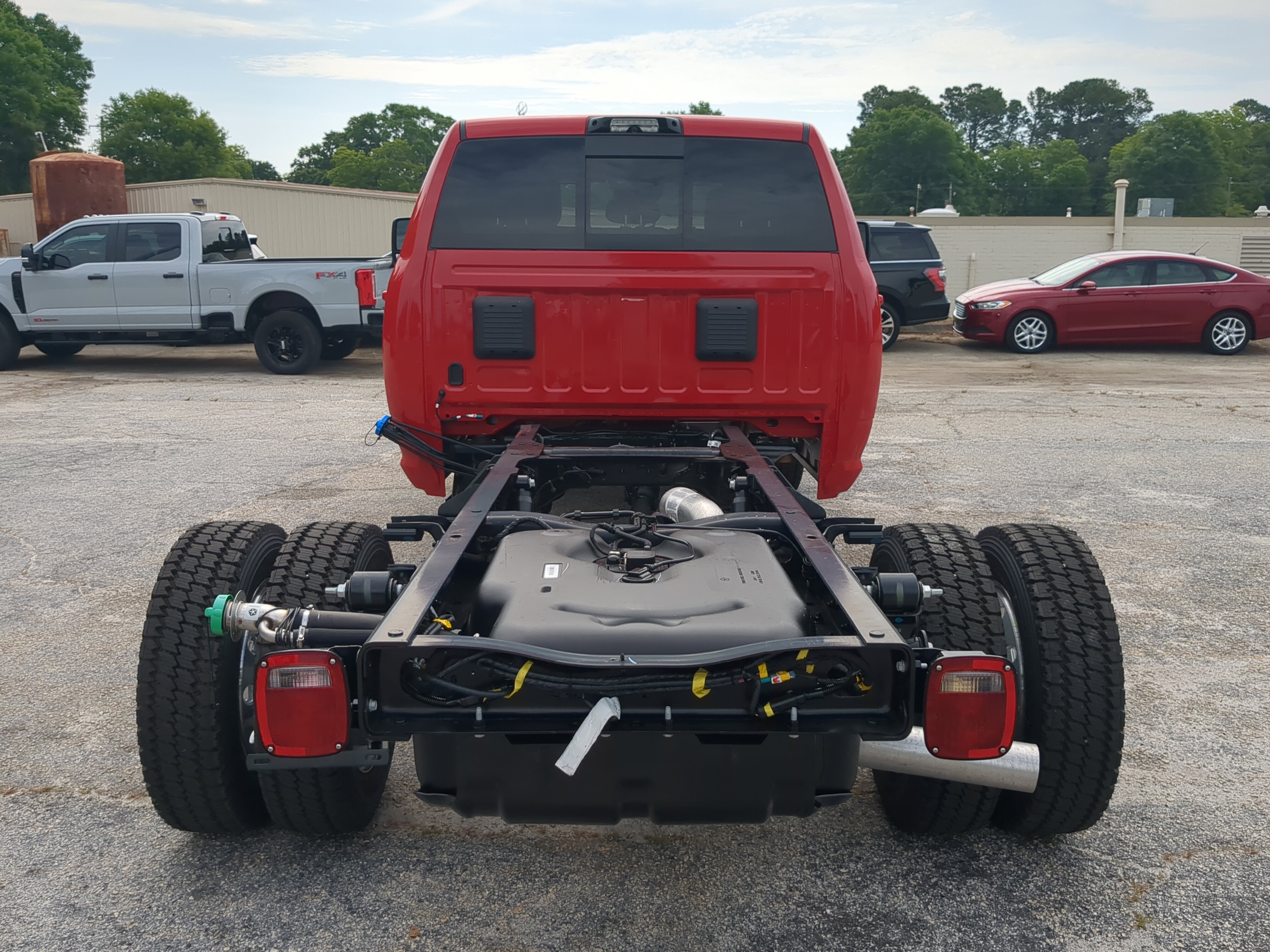 New 2026 RAM 4500 4x4 Crew Cab DRW image 11