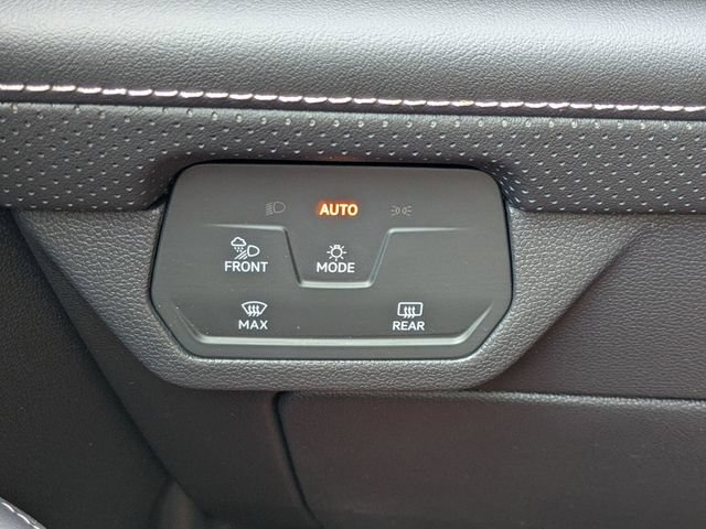 Used 2026 Volkswagen Atlas Cross Sport SE FWD image 26