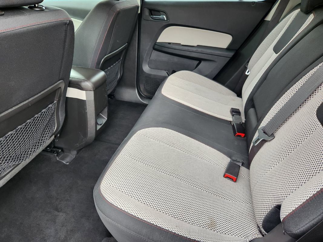 Used 2017 Chevrolet Equinox LT w/ Convenience Package image 29