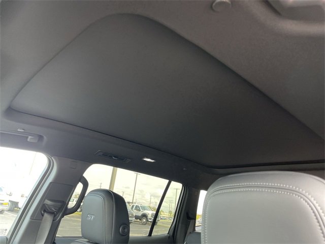 New 2026 Buick Enclave Sport Touring w/ Power Package image 21