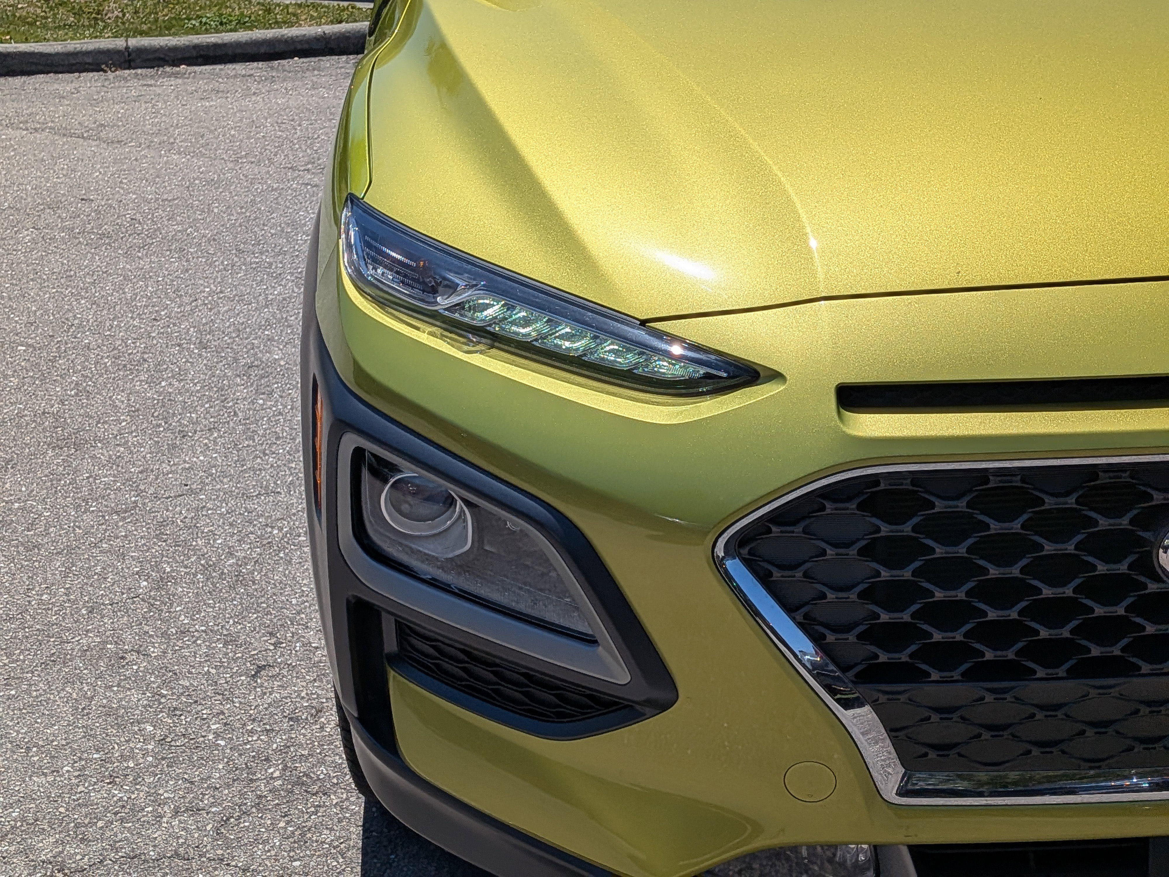 Used 2020 Hyundai Kona Ultimate image 9